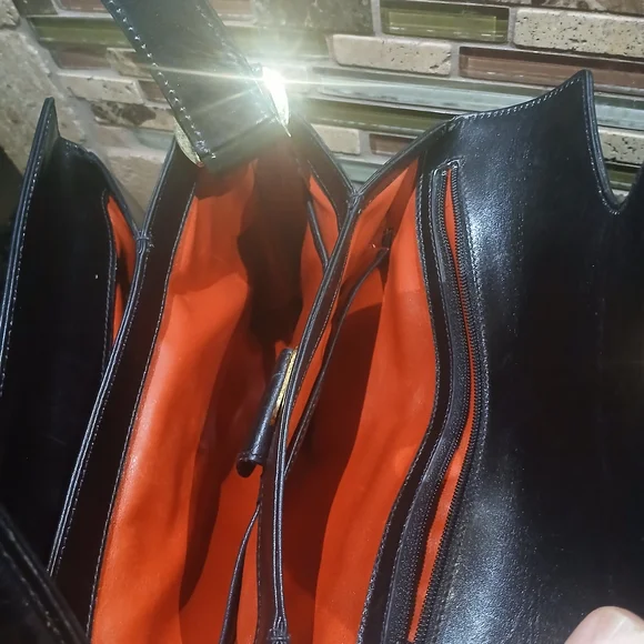 Gucci Black Leather Satchel - Picture 12 of 13